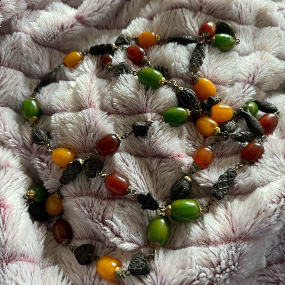 RARE Vintage multi colors Honey Butterscotch Amber Bakelite Wood Necklace
